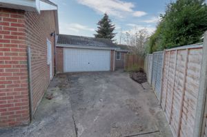 Garage- click for photo gallery